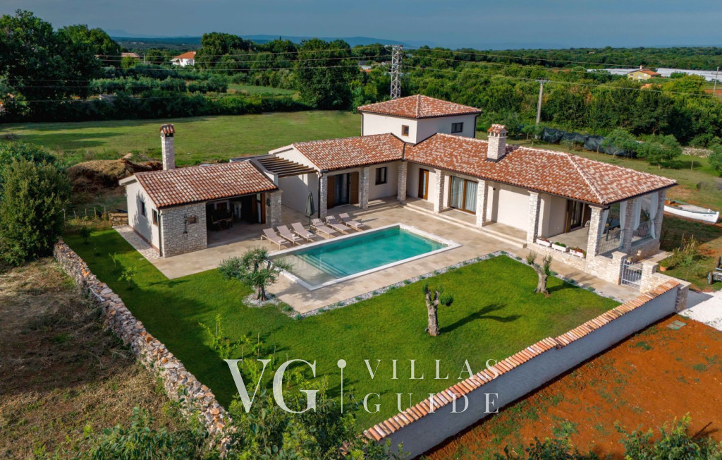 Modern Istrian Villa Lere with Pool, BBQ Lounge & Activities Garden and property exterior