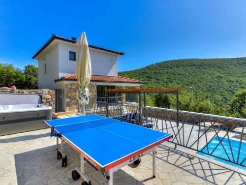 Villa Casa Verde with pool&whirpool
