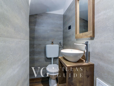 Villa Casa Verde with pool&whirpool Guest toilet