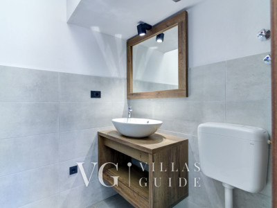 Villa Casa Verde with pool&whirpool Guest toilet