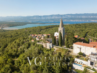 Villa Palazzo Adriana Krk Garden and property exterior