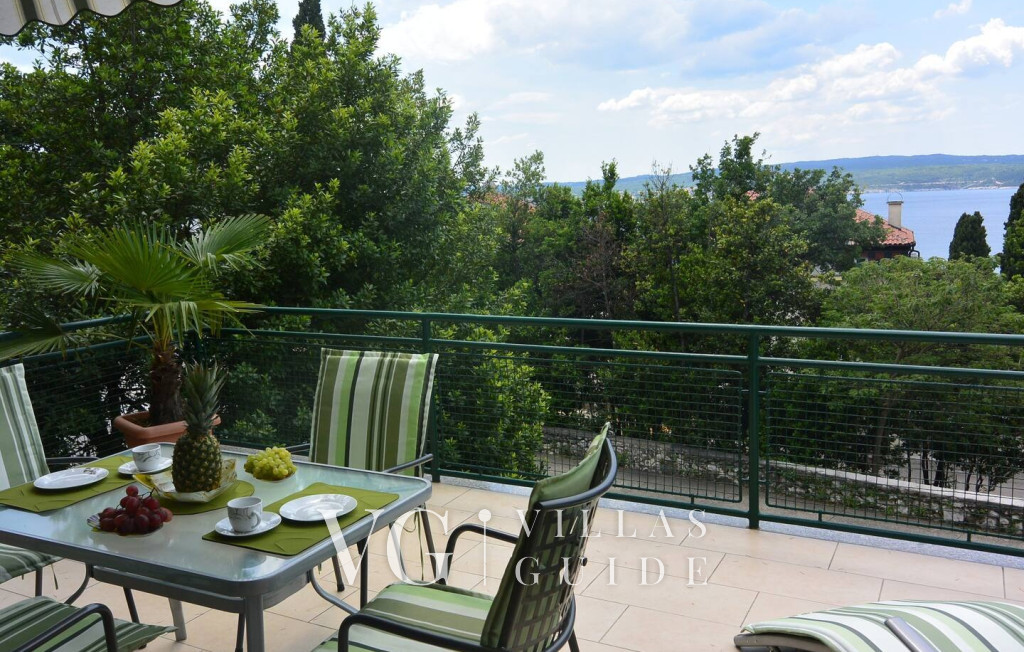 Villa Ana - Crikvenica Garden and property exterior