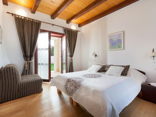 Villa Casa Malvasia with pool&tennis cort  Istria