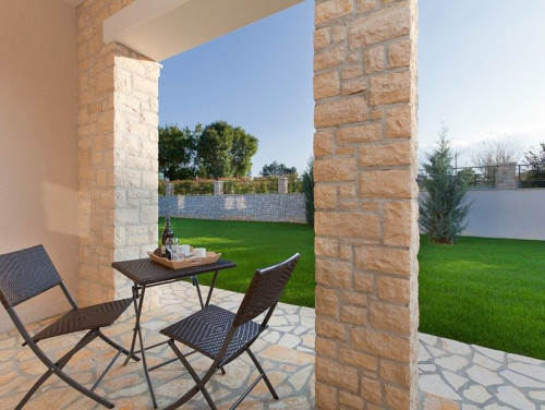 Villa Casa Malvasia with pool&tennis cort  Istria