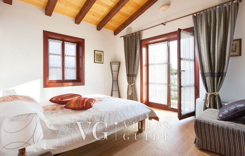 Villa Casa Malvasia with pool&tennis cort  Istria Bedroom