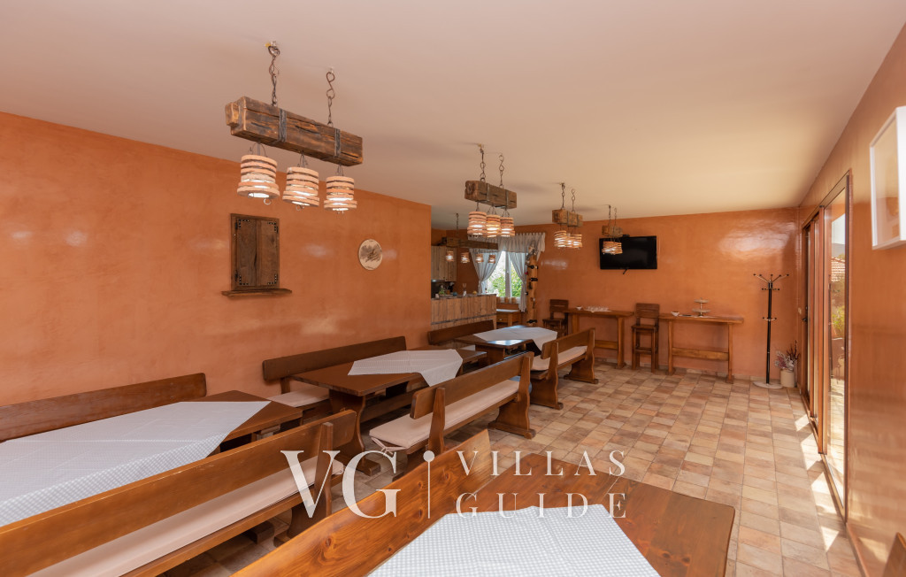 Villa Popovića Dvori - Makarska