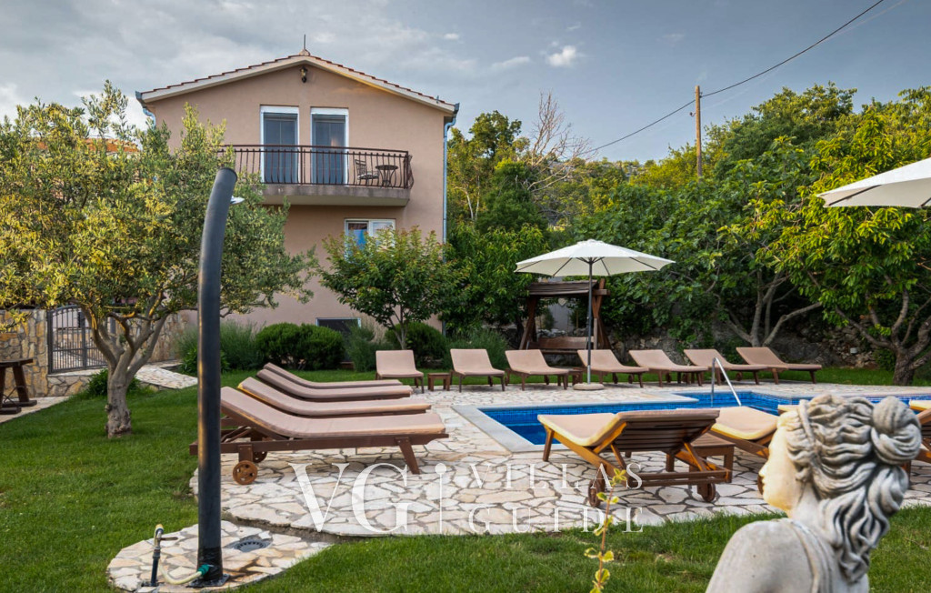 Villa Popovića Dvori - Makarska Bazen