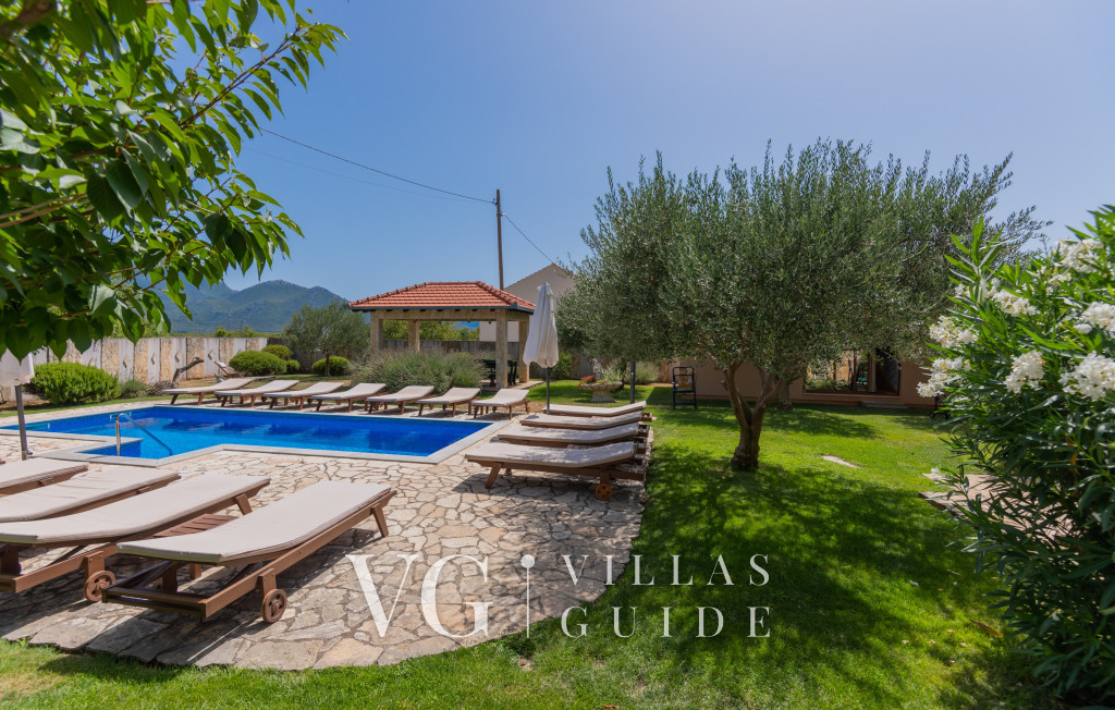 Villa Popovića Dvori - Makarska