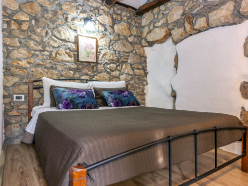 Stone House Zijavica with pool