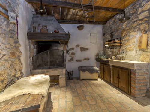 Villa Hidden world with pool