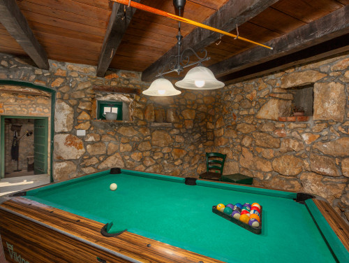 Villa Hidden world with pool