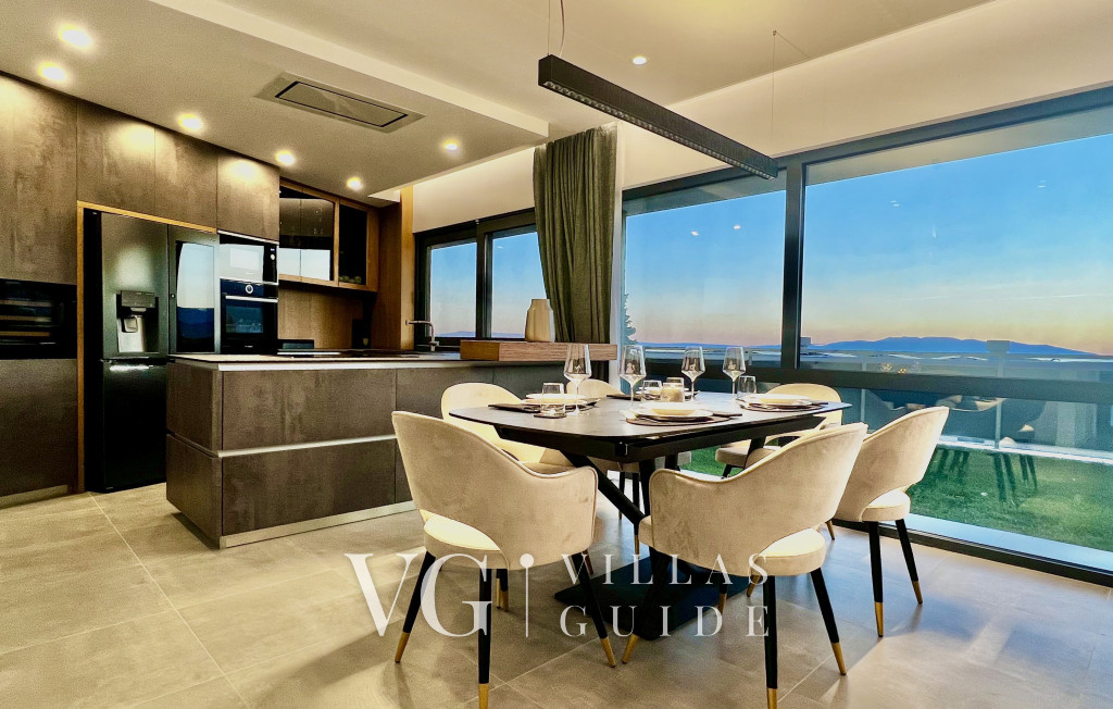 Villa Palazzo Blue pool&whirpool&beachfront- Opatija Kitchen