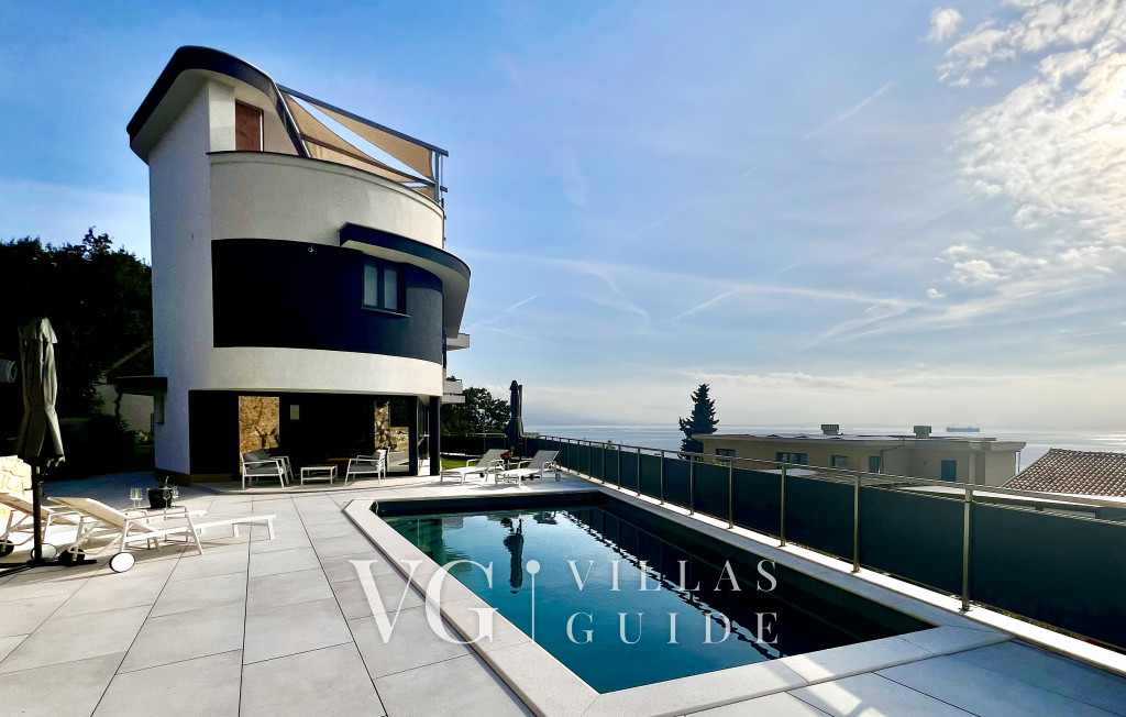 Villa Palazzo Blue pool&whirpool&beachfront- Opatija Garden and property exterior