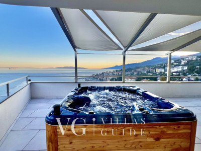 Villa Palazzo Blue pool&whirpool&beachfront- Opatija wellness