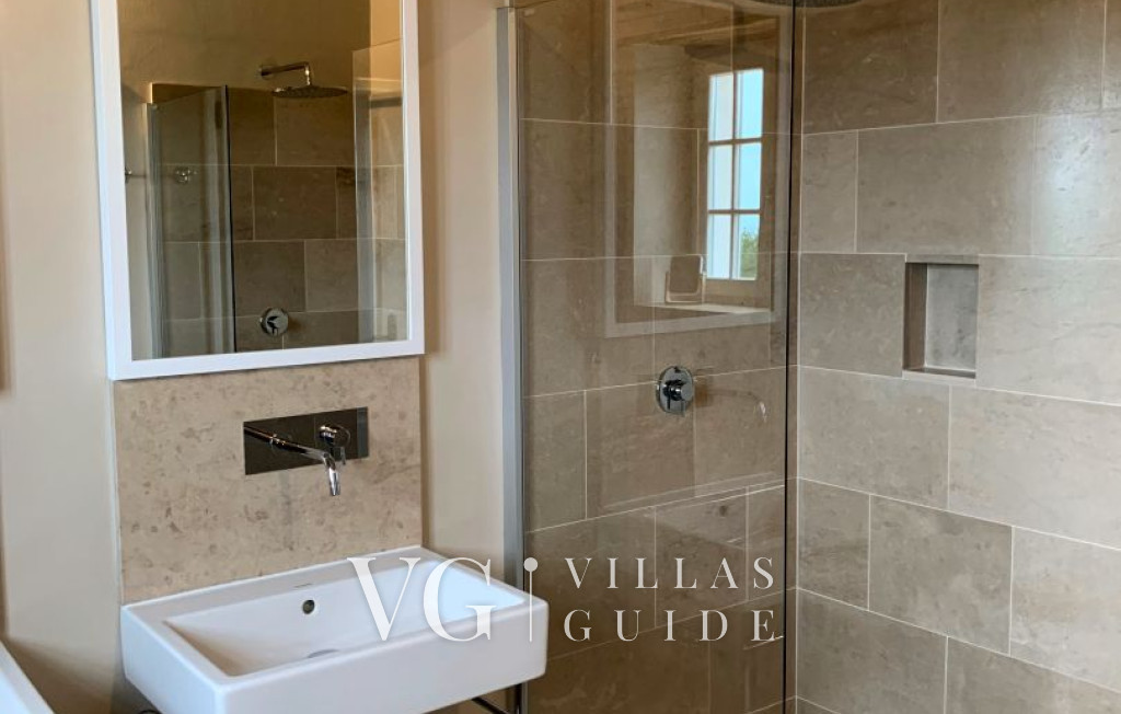 Villa Oliva - Buje Kupaonica