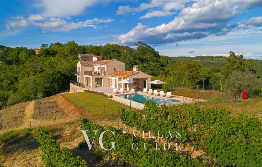 Villa Oliva - Buje Dvorište i vanjski dio objekta