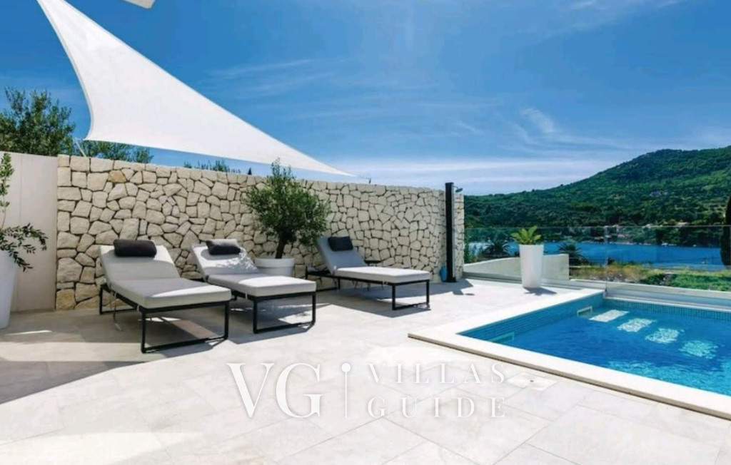 Villa White Lady Pool