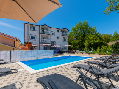 Ferienhaus Makarska - Zmijavci