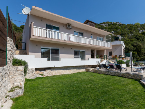 Apartment Zelenika Villa