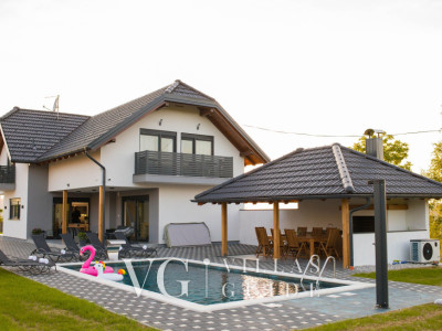 Villa Old Hills Garten und Außenbereich