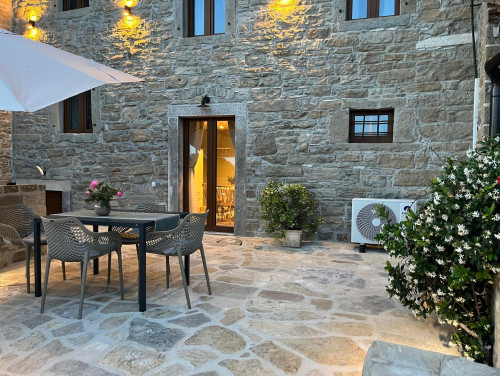 Apartment Groznjan I