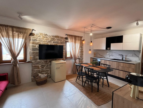 Apartment Groznjan III