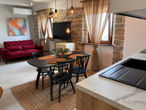 Apartment Groznjan III