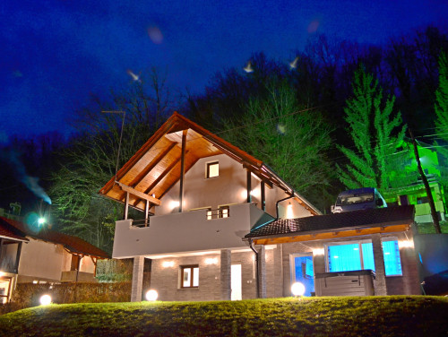 Holiday House Lucija