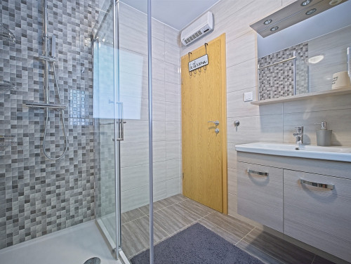 Holiday House Lucija