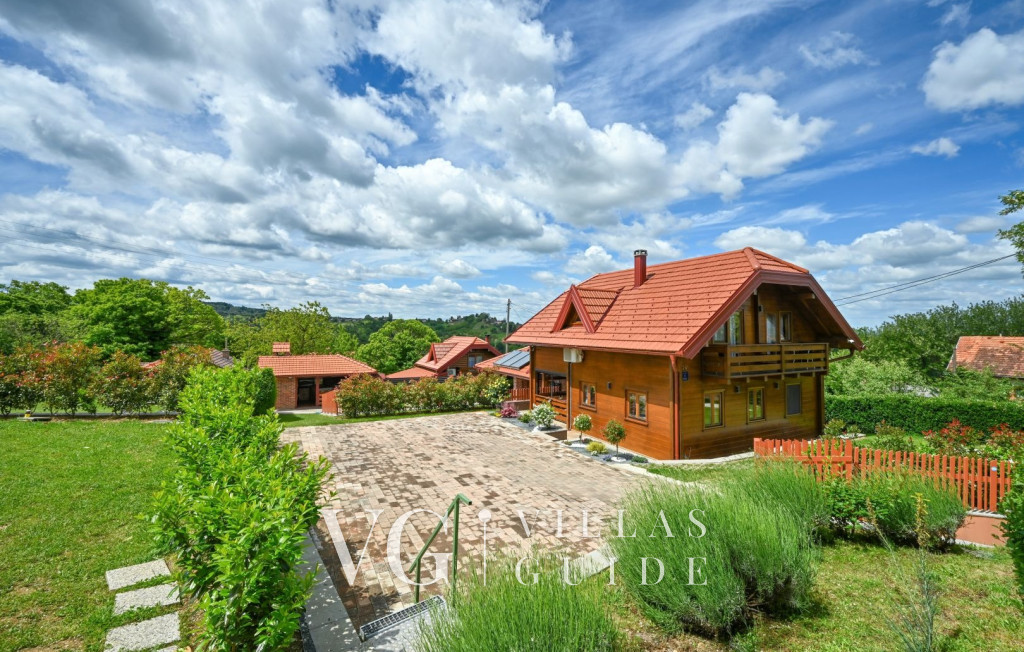 Villa Nina Garten und Außenbereich