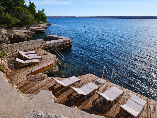 Villa Wind rose with pool&whirpool&sauna&beachfront