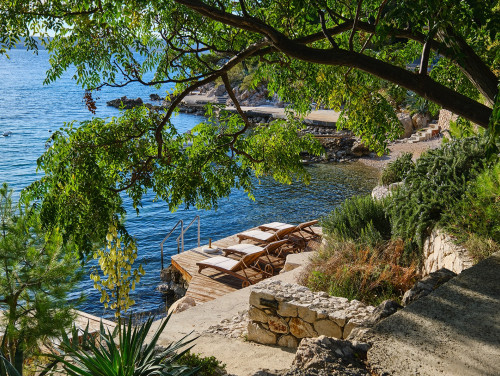 Villa Wind rose with pool&whirpool&sauna&beachfront