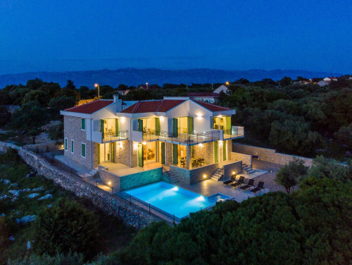 Villa Lun T - Island Pag