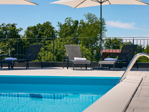 Villa Robinia Hill Residence