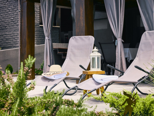 Villa Robinia Hill Residence