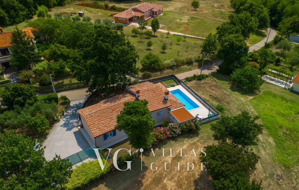 Villa Melnica Garten und Außenbereich