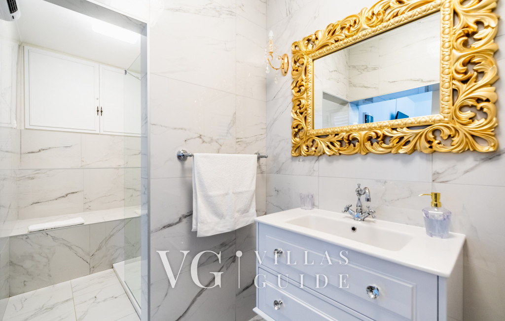 Seafront Villa Mijo Bagno