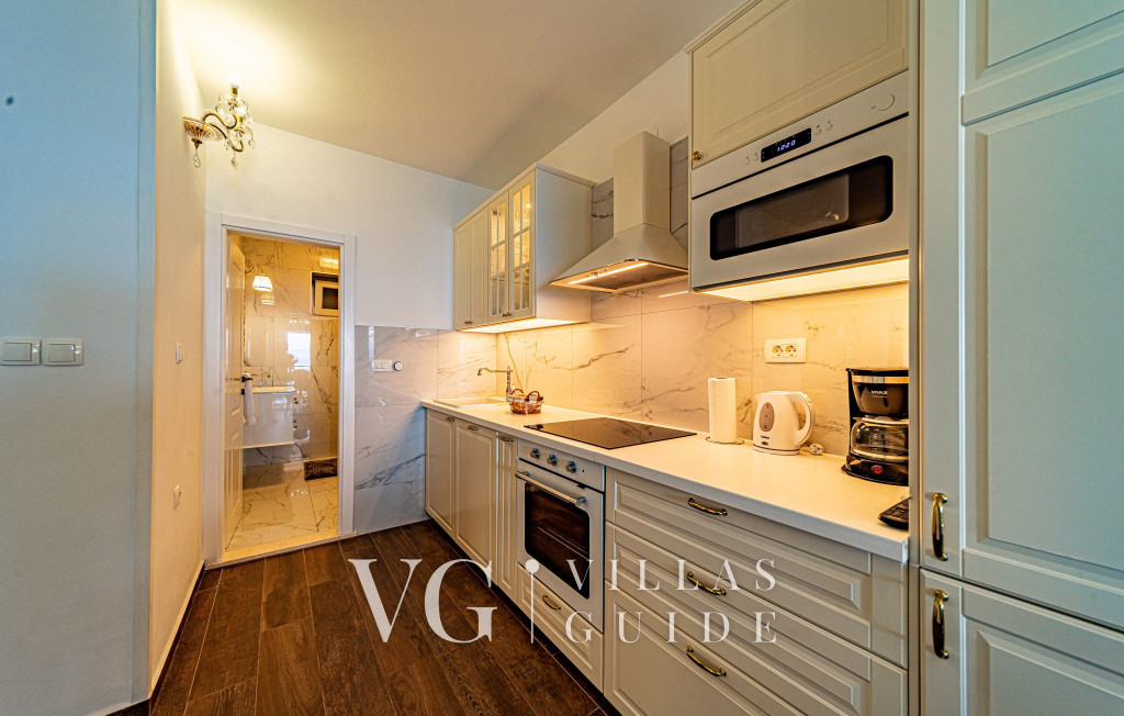 Seafront Villa Mijo Cucina