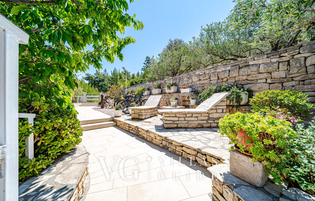 Seafront Villa Mijo Giardino e esterni della proprietà