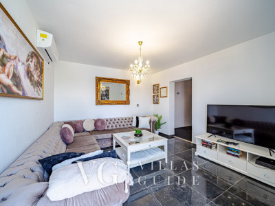 Seafront Villa Mijo Soggiorno