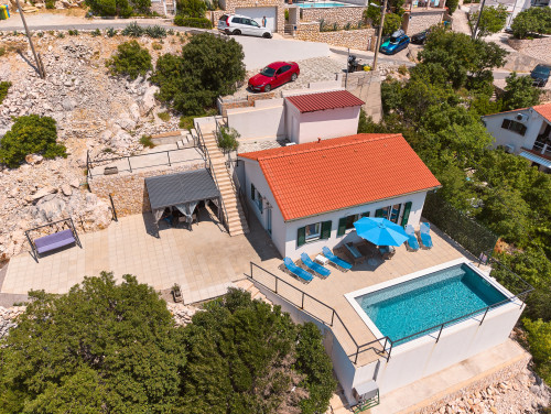 Villa House Vissum with pool&sea view