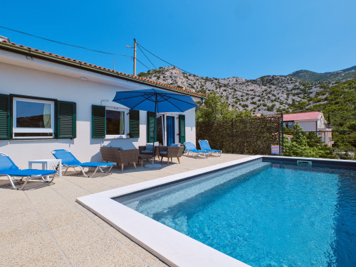 Villa House Vissum with pool&sea view
