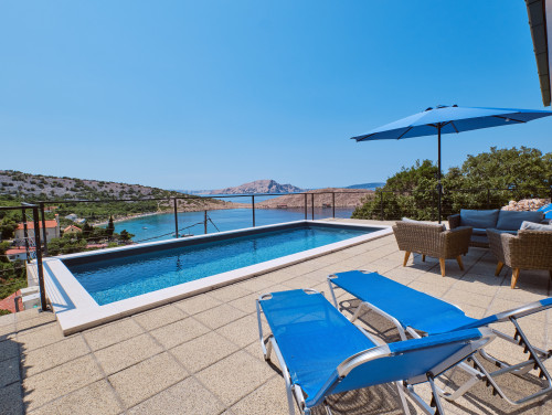 Villa House Vissum with pool&sea view