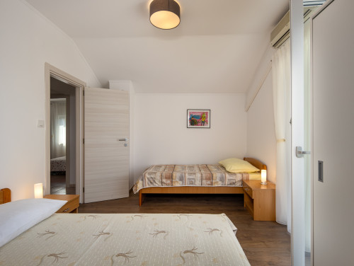 House Hideaway Novi Vinodolski