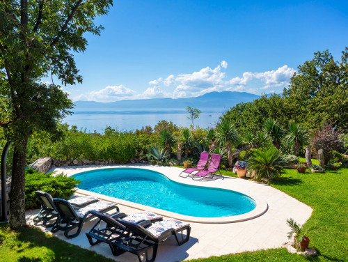 Villa Anamia with seaview