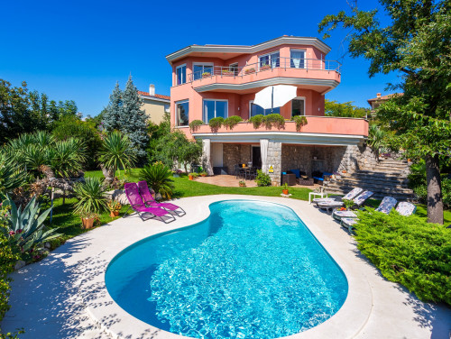 Villa Anamia with seaview