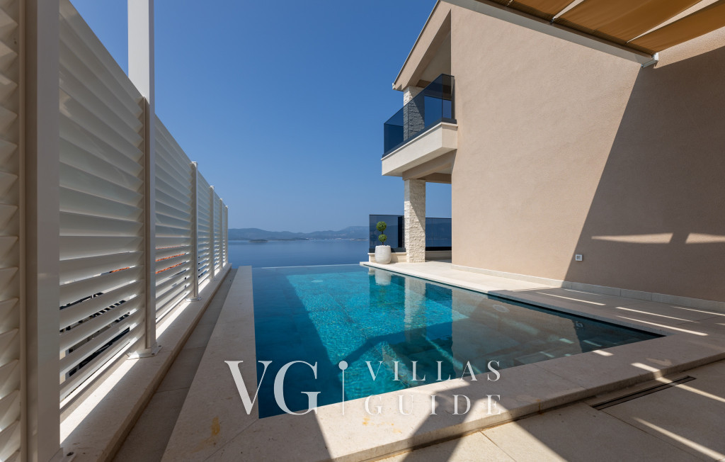 Villa Sole Komarna Pool