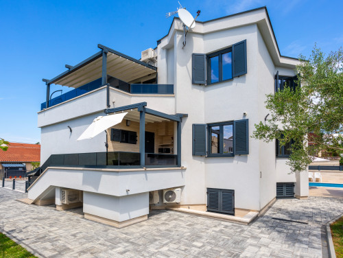 Apartment Estate 2 - Island Krk