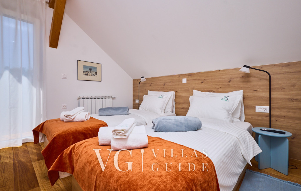 Villa River home by WH Camera da letto