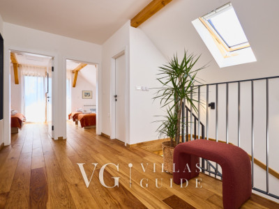 Villa River home by WH Camera da letto